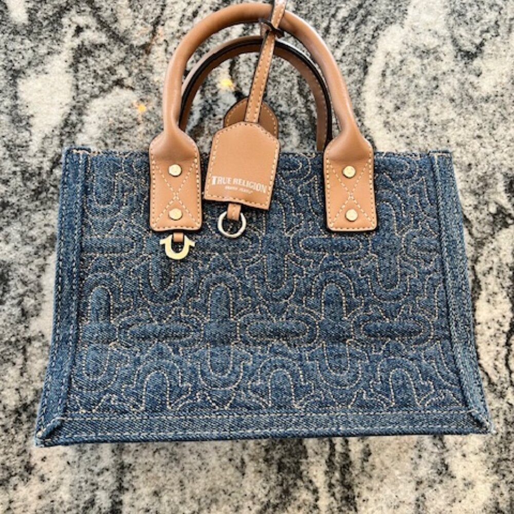 True Religion Quilted Horseshoe‎ Modern Tote bag